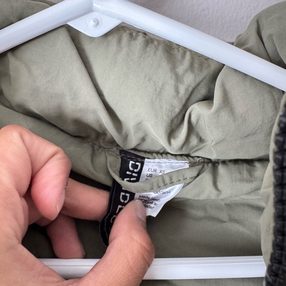 H&M Puffer Jacket - Picture 3 of 5